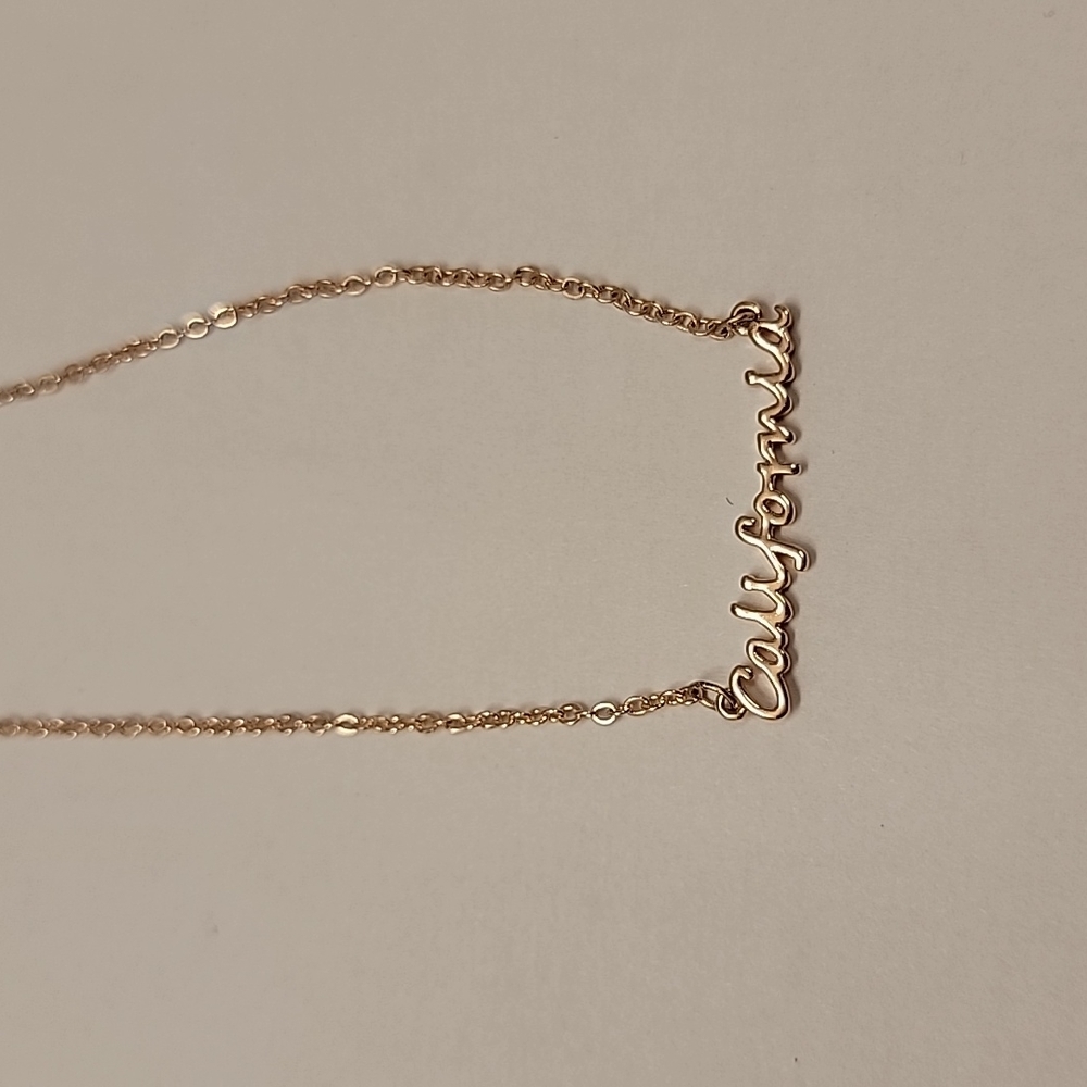 SALE 😍 4/$15* Rose Gold Tone "California" Necklace